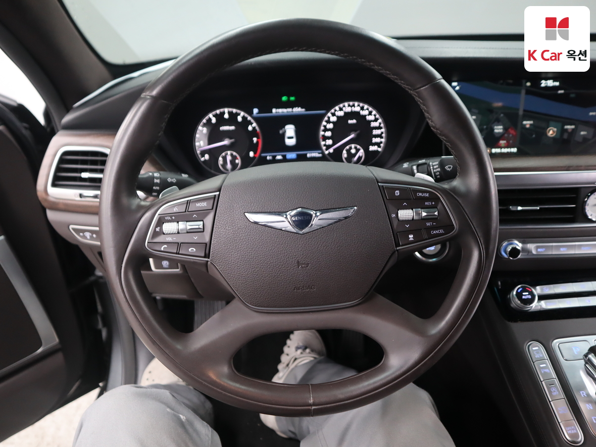 Genesis G90 2021 - Image 10