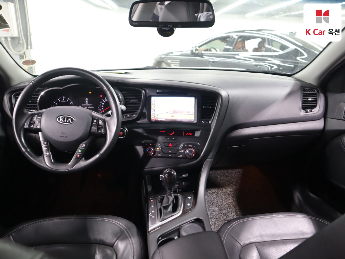 Kia K5 2011 - Image 3