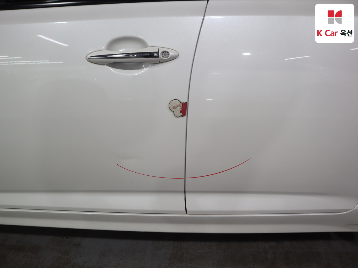 Kia K5 2011 - Image 40