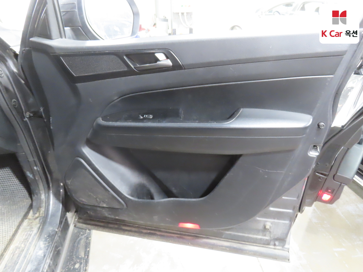 KG Mobility Rexton Sports Khan 2020 - Image 28