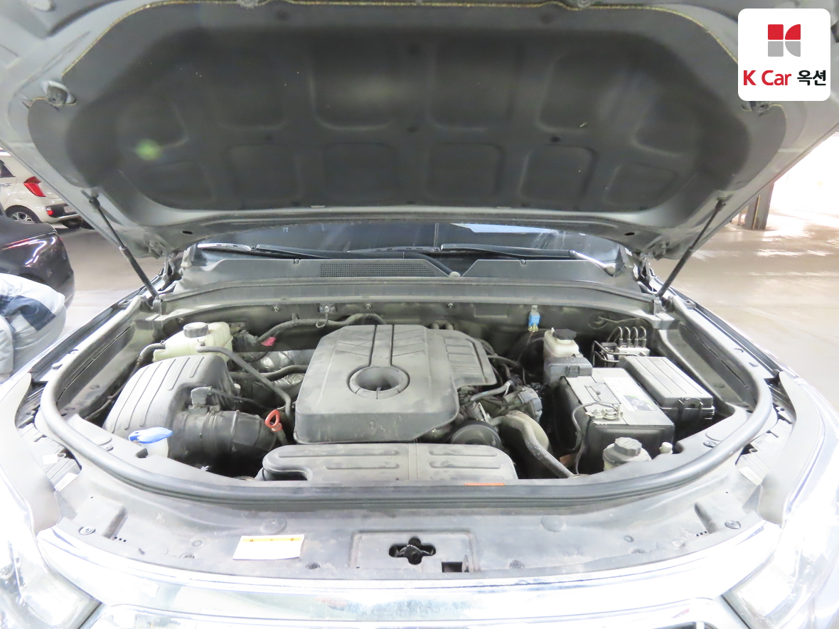 KG Mobility Rexton Sports Khan 2020 - Image 32