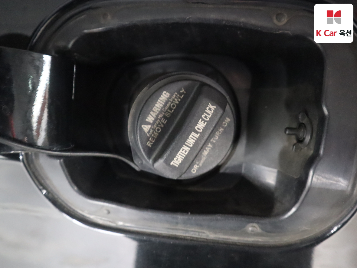 Hyundai Genesis 2015 - Image 26