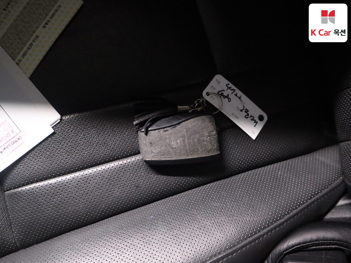 Hyundai Genesis 2015 - Image 17