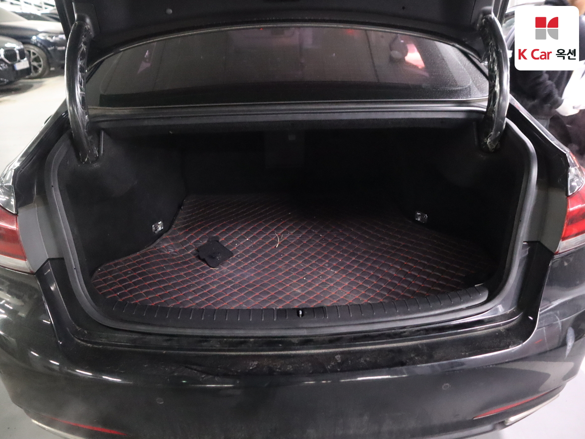 Hyundai Genesis 2015 - Image 27