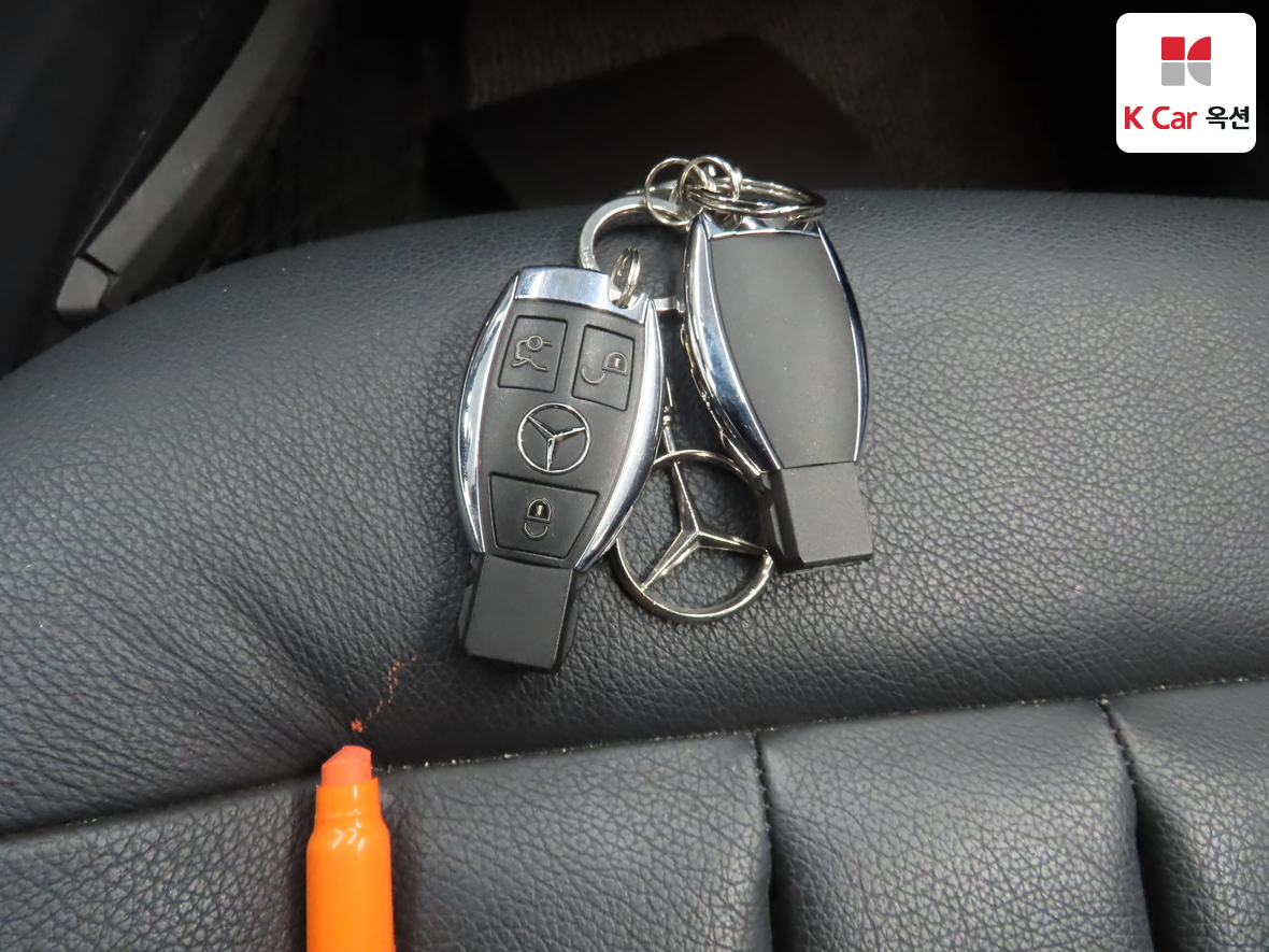 메르세데스-벤츠 E-클래스 2016 - 이미지 18