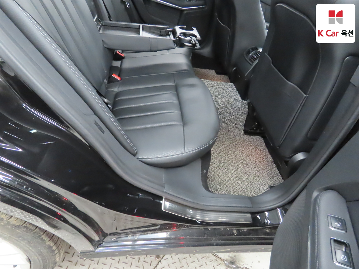 메르세데스-벤츠 E-클래스 2016 - 이미지 31