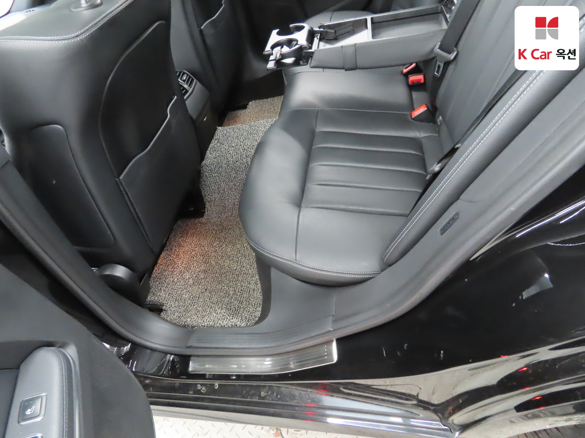 메르세데스-벤츠 E-클래스 2016 - 이미지 26