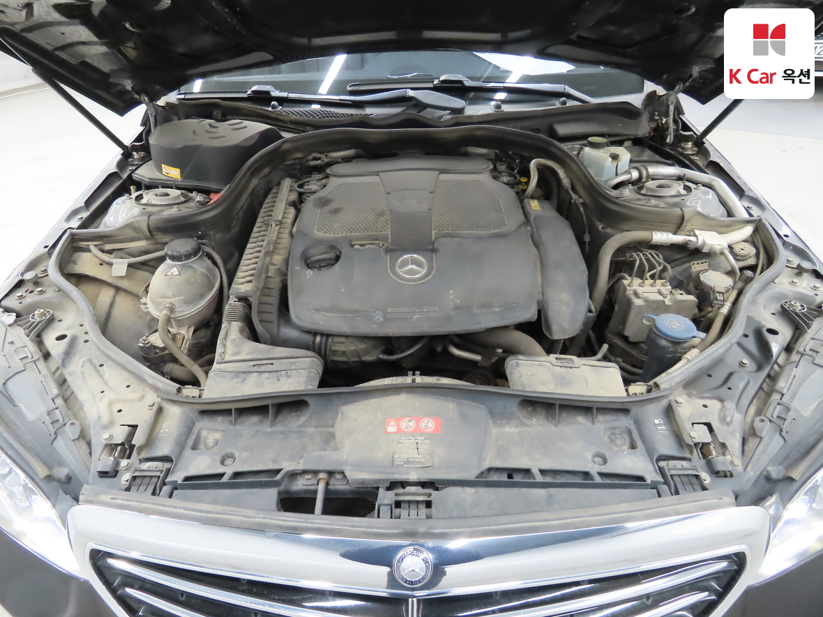 메르세데스-벤츠 E-클래스 2016 - 이미지 36