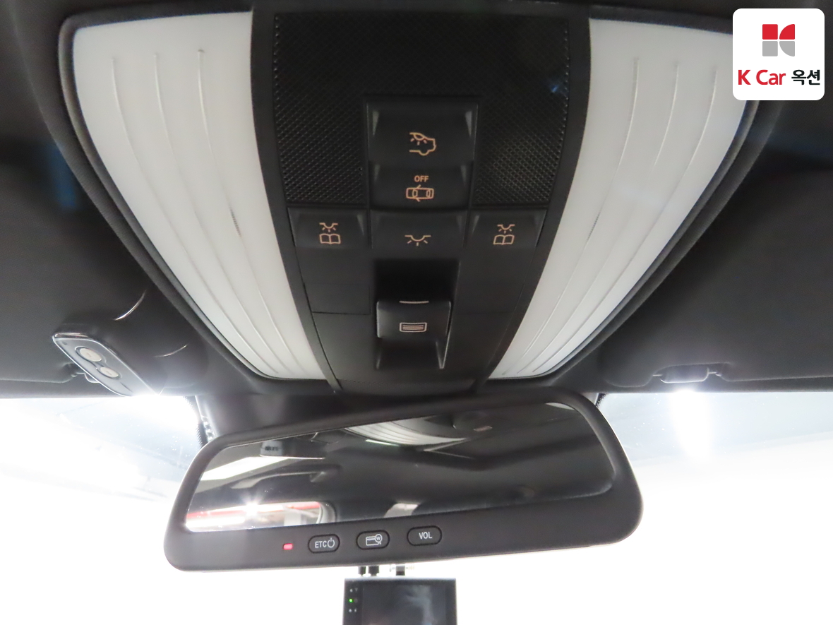 메르세데스-벤츠 E-클래스 2016 - 이미지 12