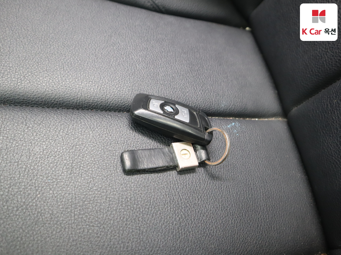 بي إم دبليو الفئة 3 2014 - صورة 17