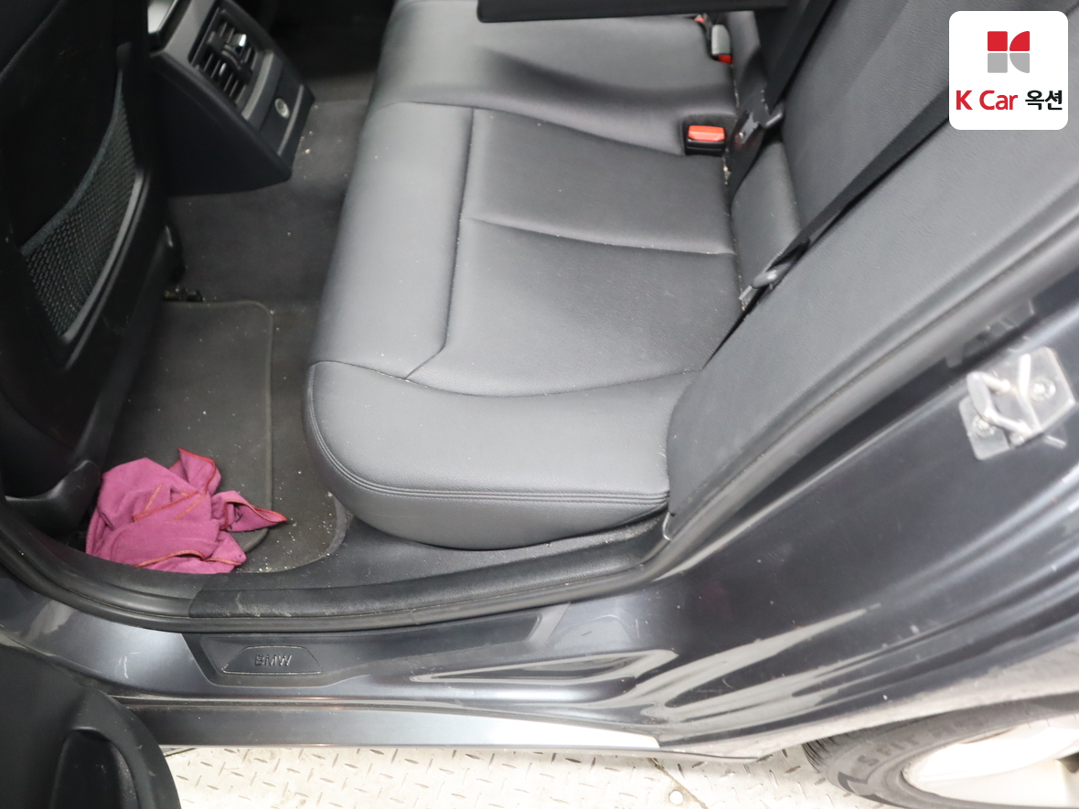 بي إم دبليو الفئة 3 2014 - صورة 26