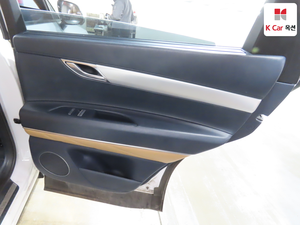 جينيسيس GV80 2021 - صورة 29