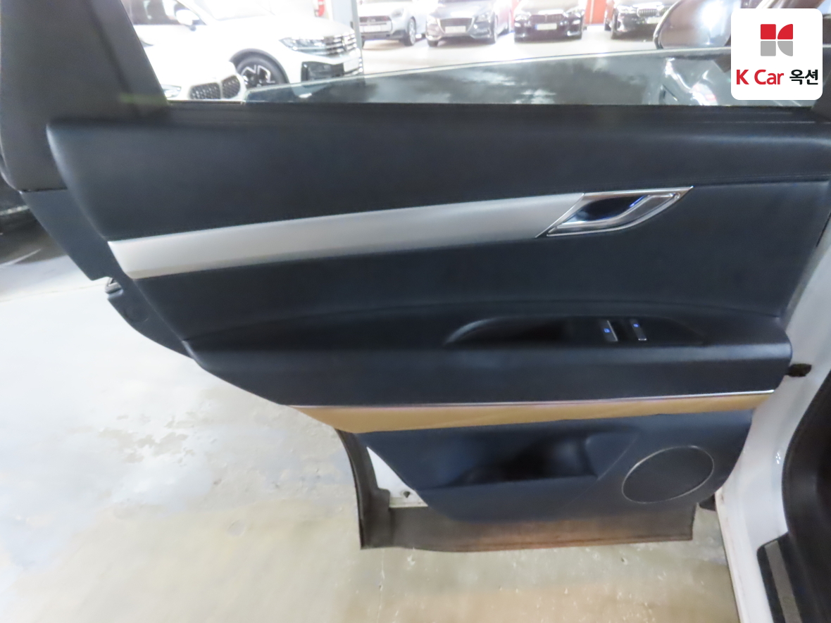 جينيسيس GV80 2021 - صورة 23