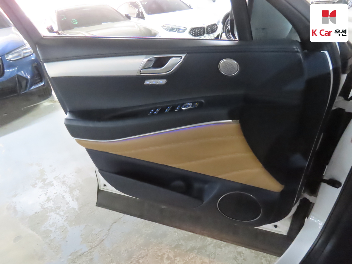 جينيسيس GV80 2021 - صورة 8