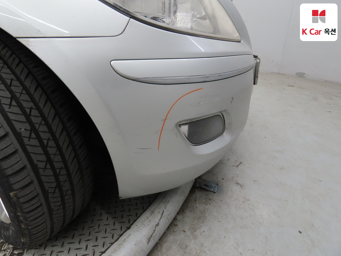 Hyundai Genesis 2009 - Image 35