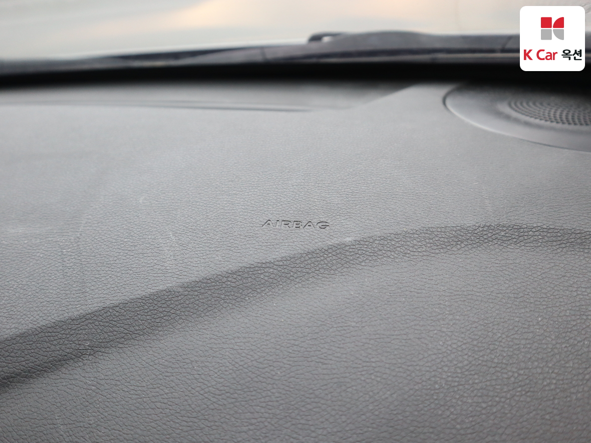 Hyundai Sonata 2010 - Image 31