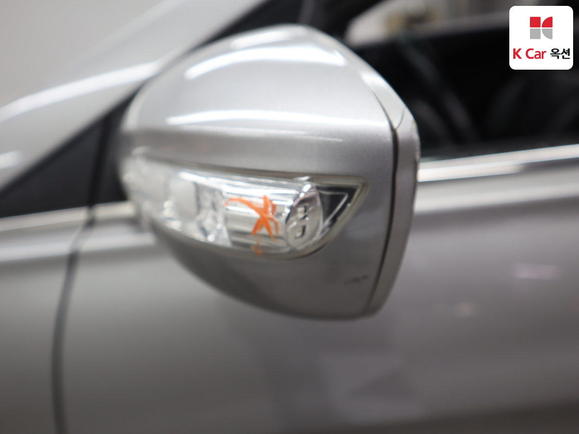 Hyundai Sonata 2010 - Image 36