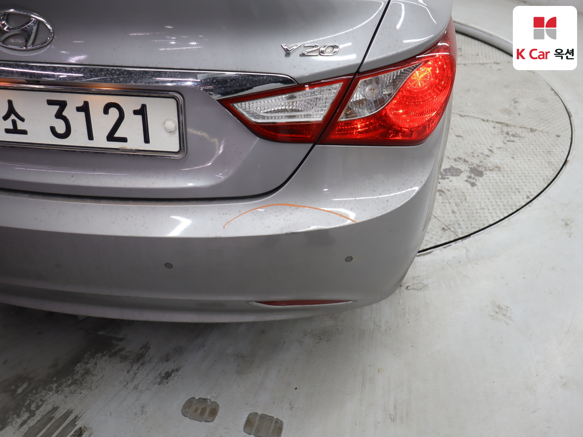 Hyundai Sonata 2010 - Image 39