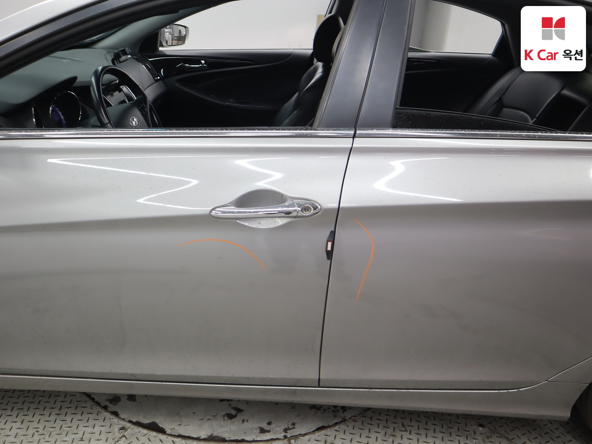 Hyundai Sonata 2010 - Image 37