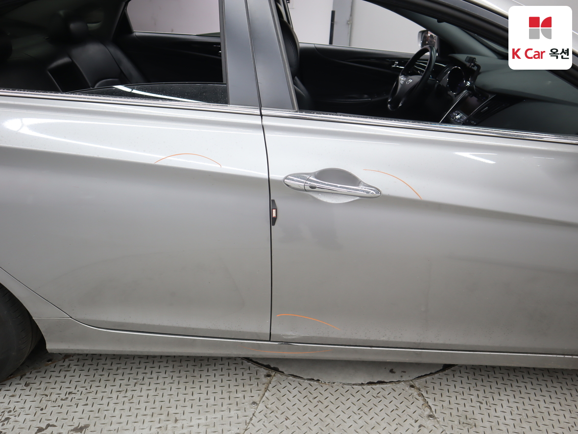 Hyundai Sonata 2010 - Image 41