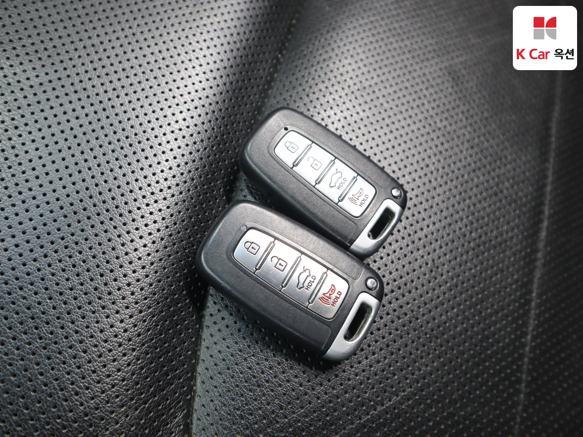 Hyundai Sonata 2010 - Image 18