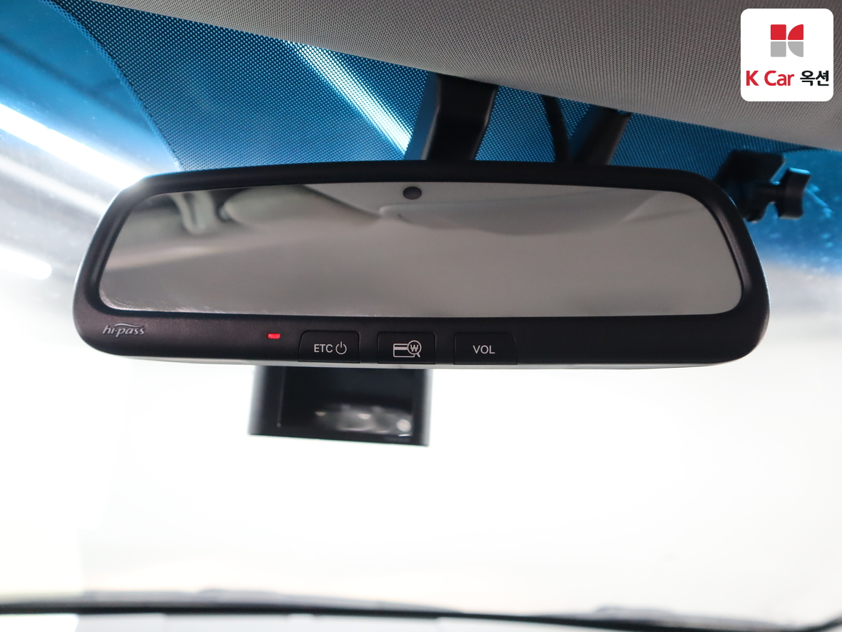 Hyundai Sonata 2010 - Image 13