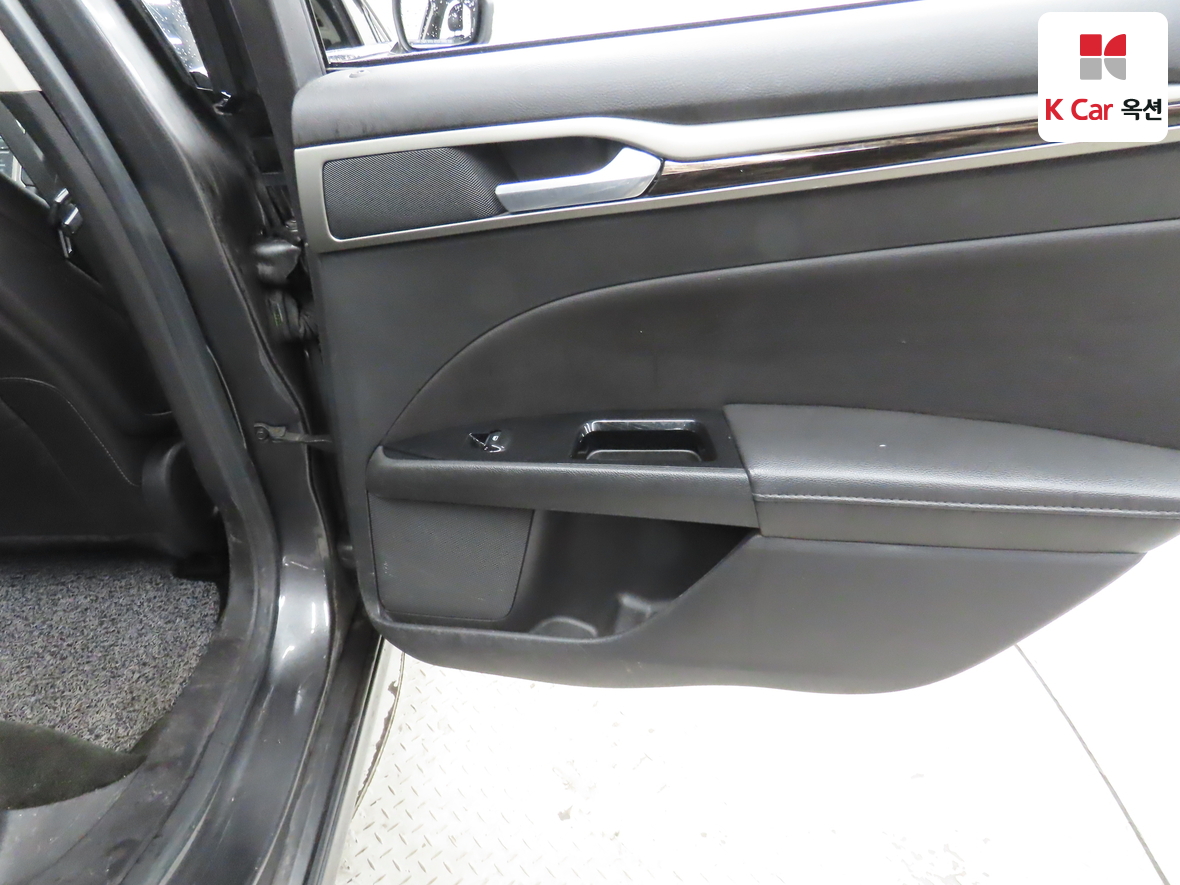 Ford Ford Mustang 2015 - Image 28