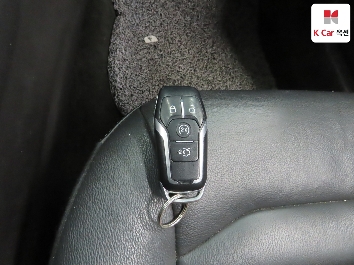 Ford Ford Mustang 2015 - Image 17