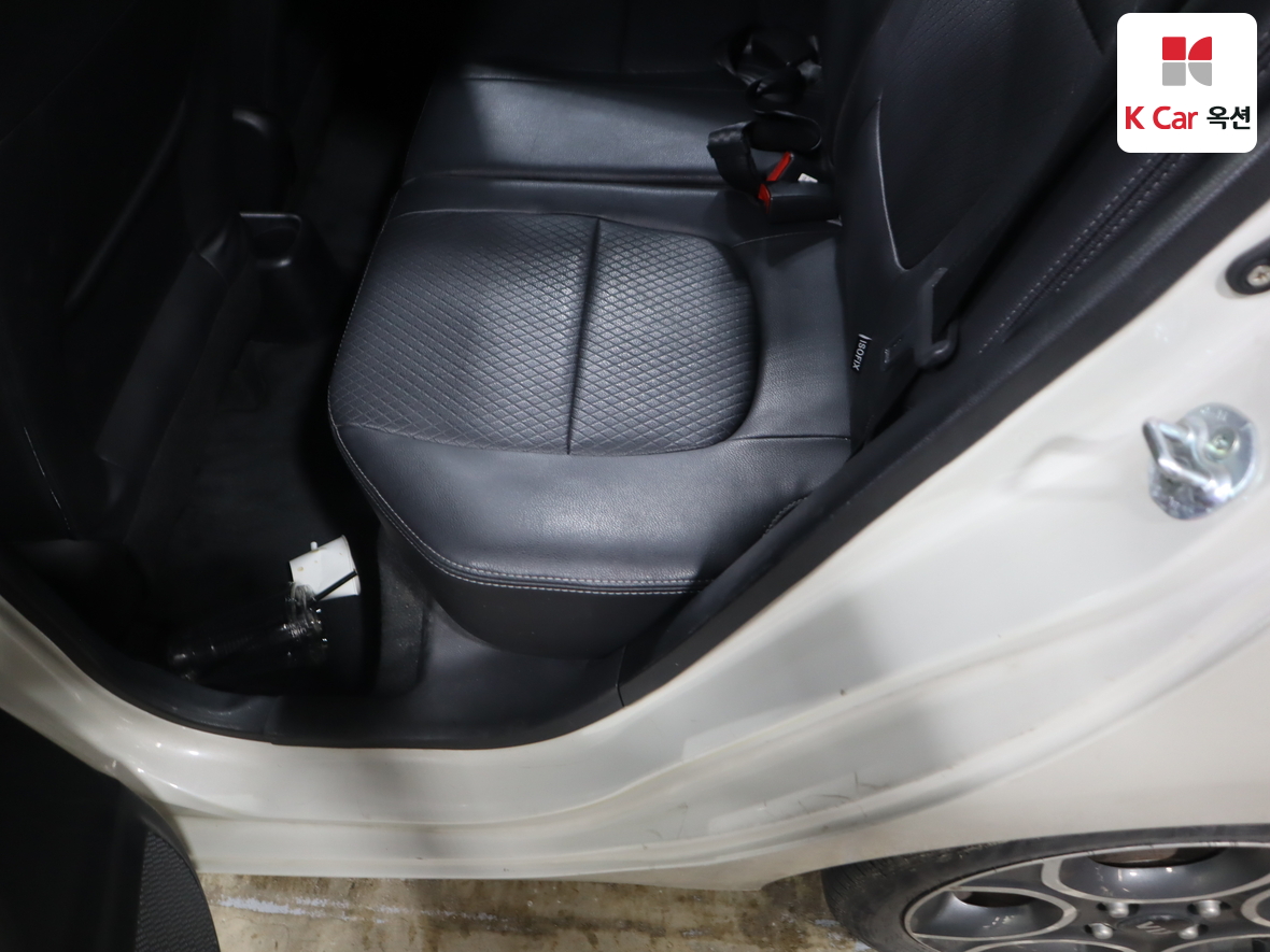 Kia Morning 2012 - Image 24