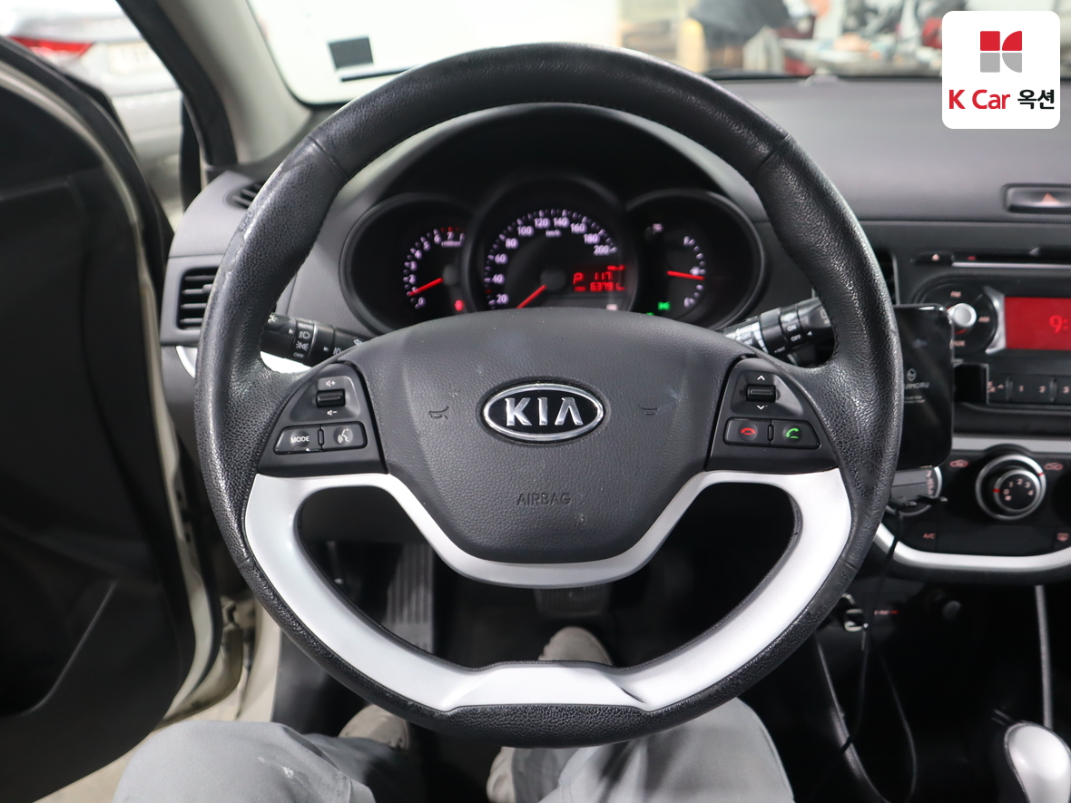 Kia Morning 2012 - Image 10