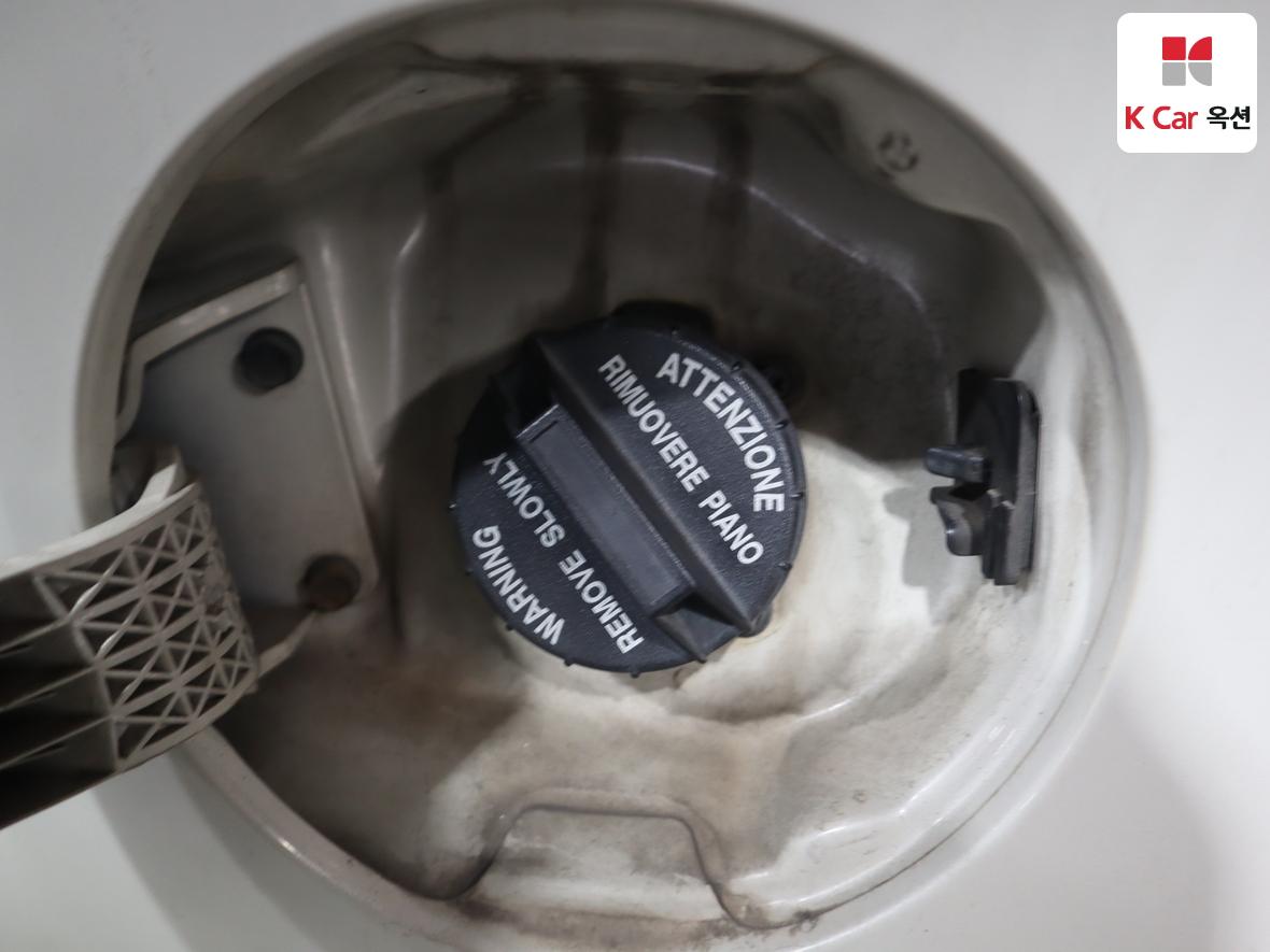 Kia Morning 2012 - Image 25