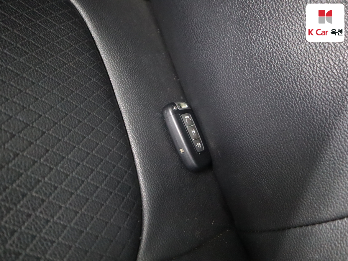 Kia Morning 2012 - Image 17