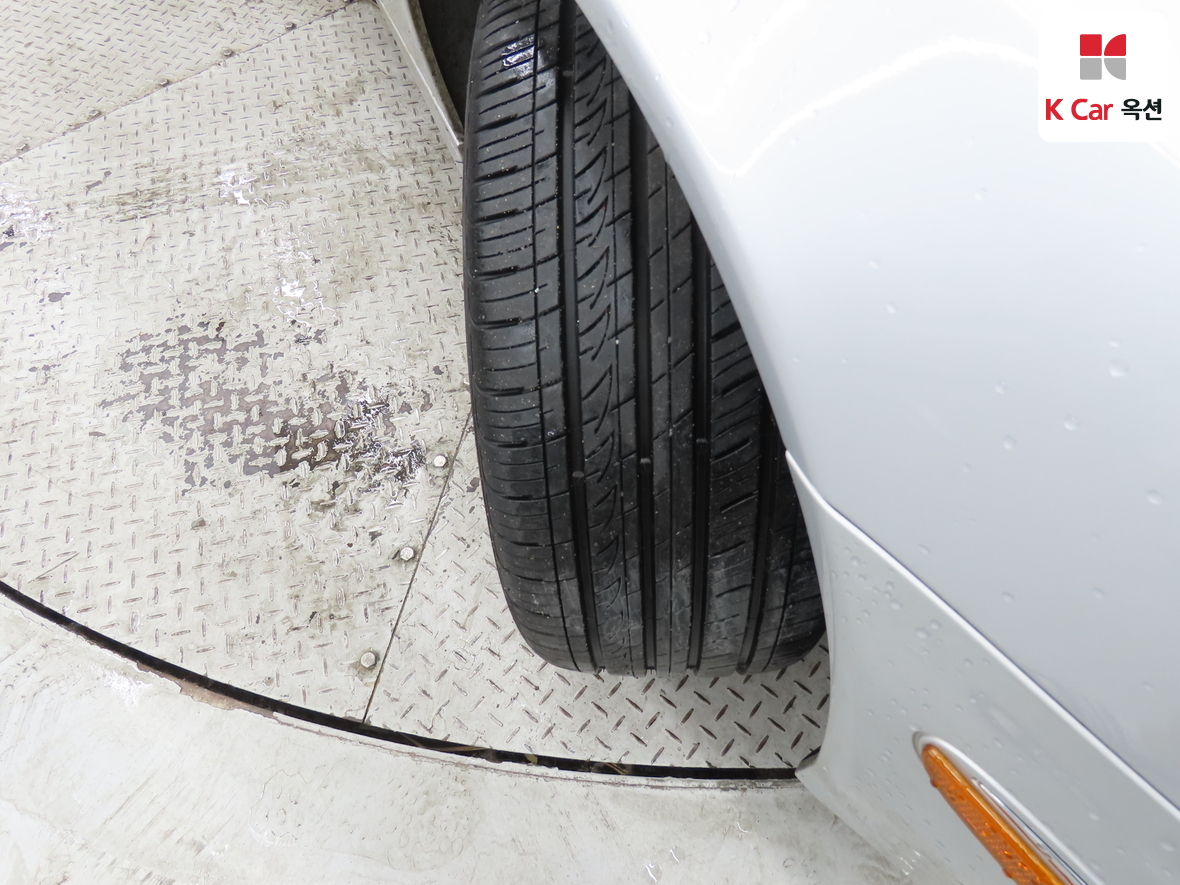 Mercedes-Benz E-Class 2008 - Image 34