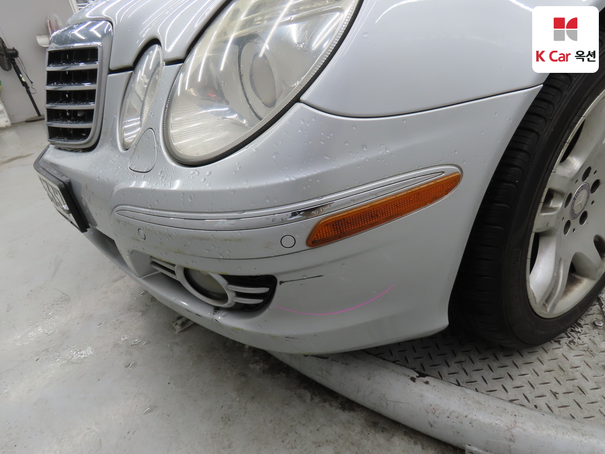 Mercedes-Benz E-Class 2008 - Image 38