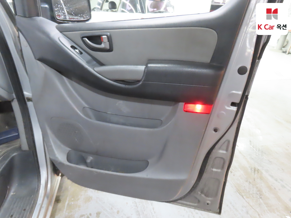 Hyundai Grand Starex 2019 - Image 26