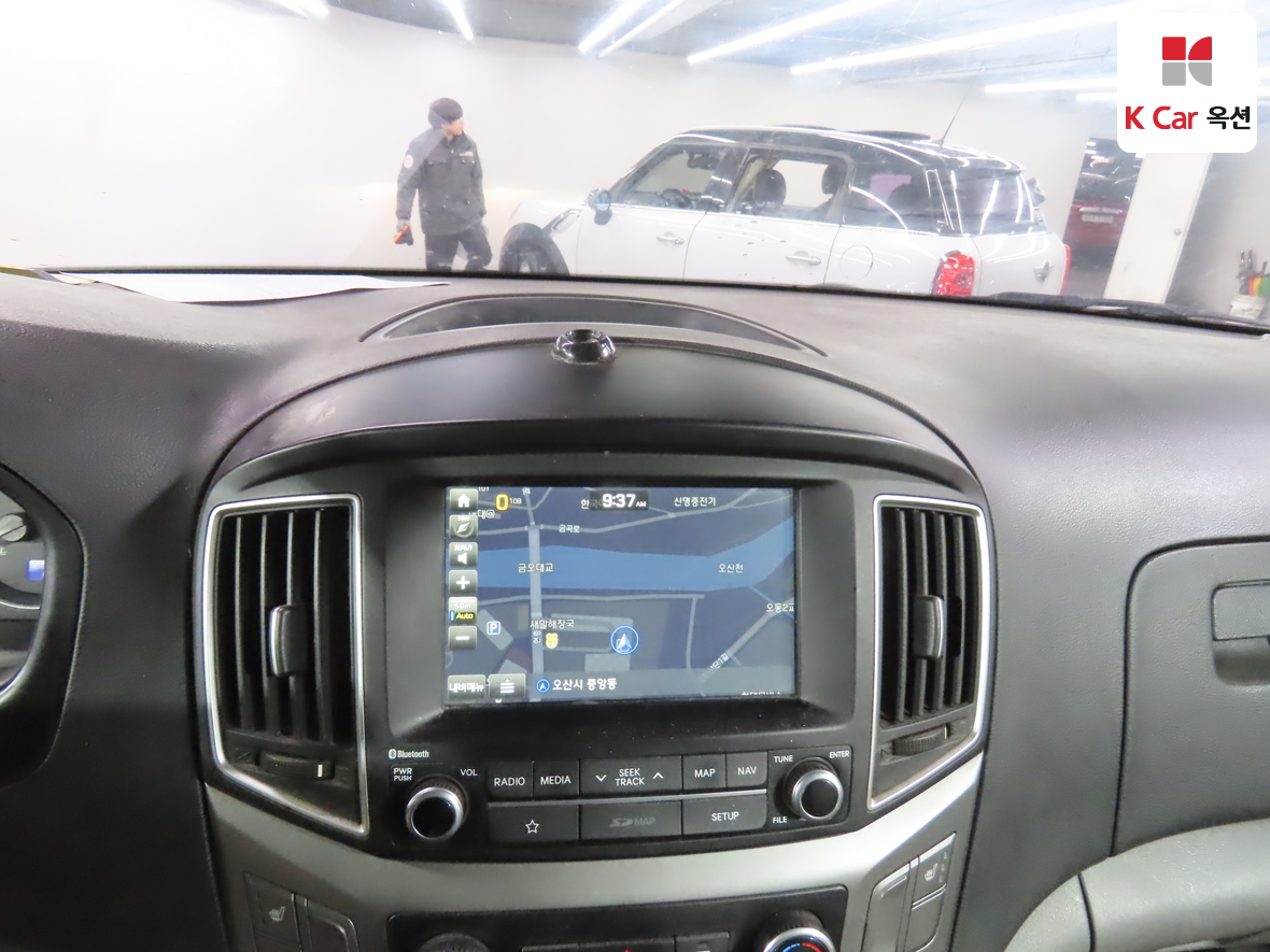 Hyundai Grand Starex 2019 - Image 14