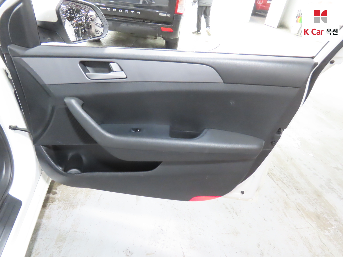 Hyundai Sonata 2016 - Image 27