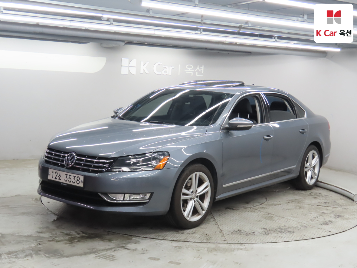 Volkswagen Passat 2013 - Image 1