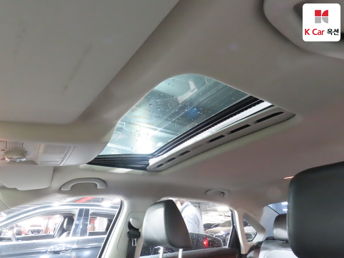 Volkswagen Passat 2013 - Image 22