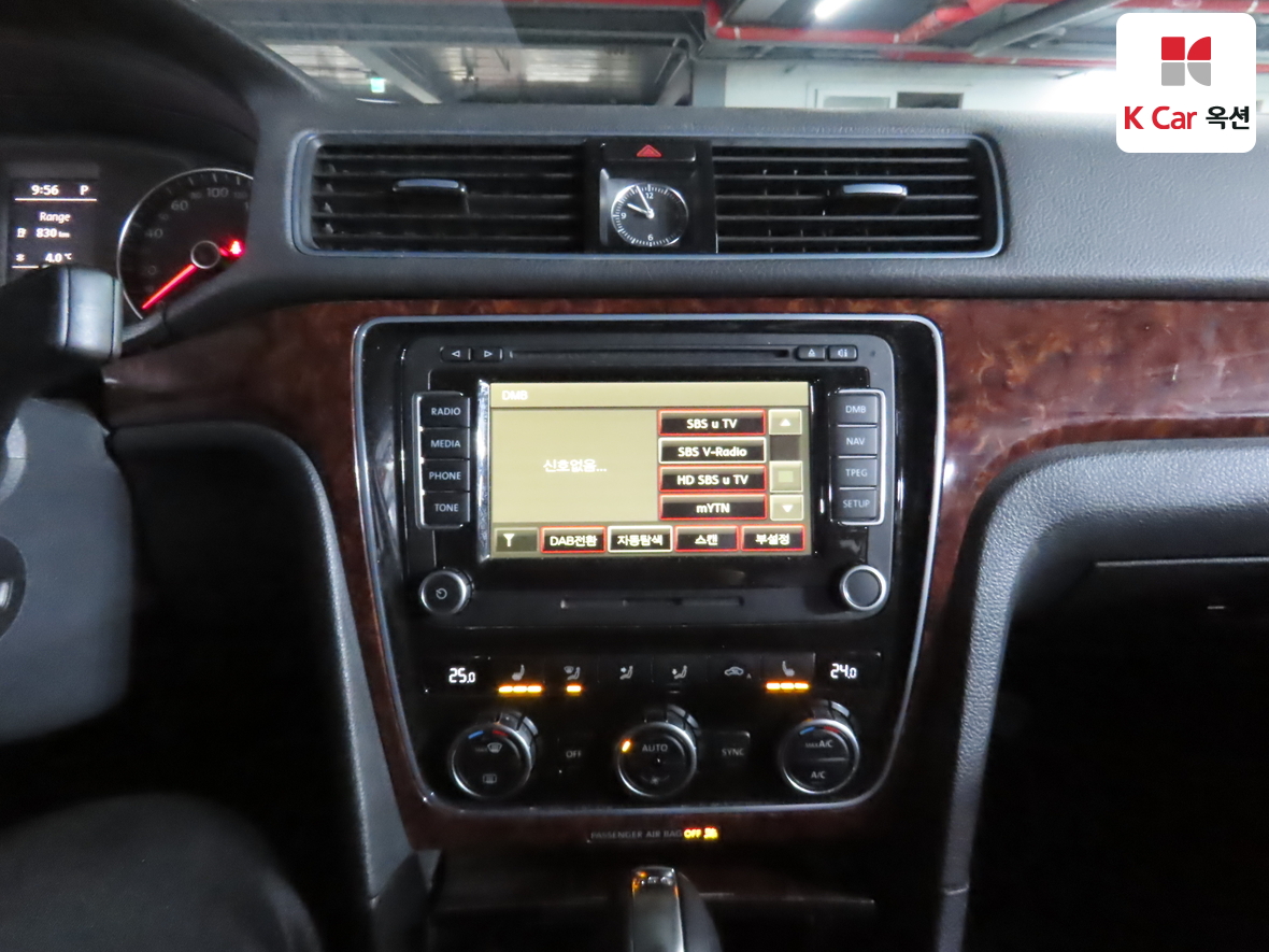 Volkswagen Passat 2013 - Image 6