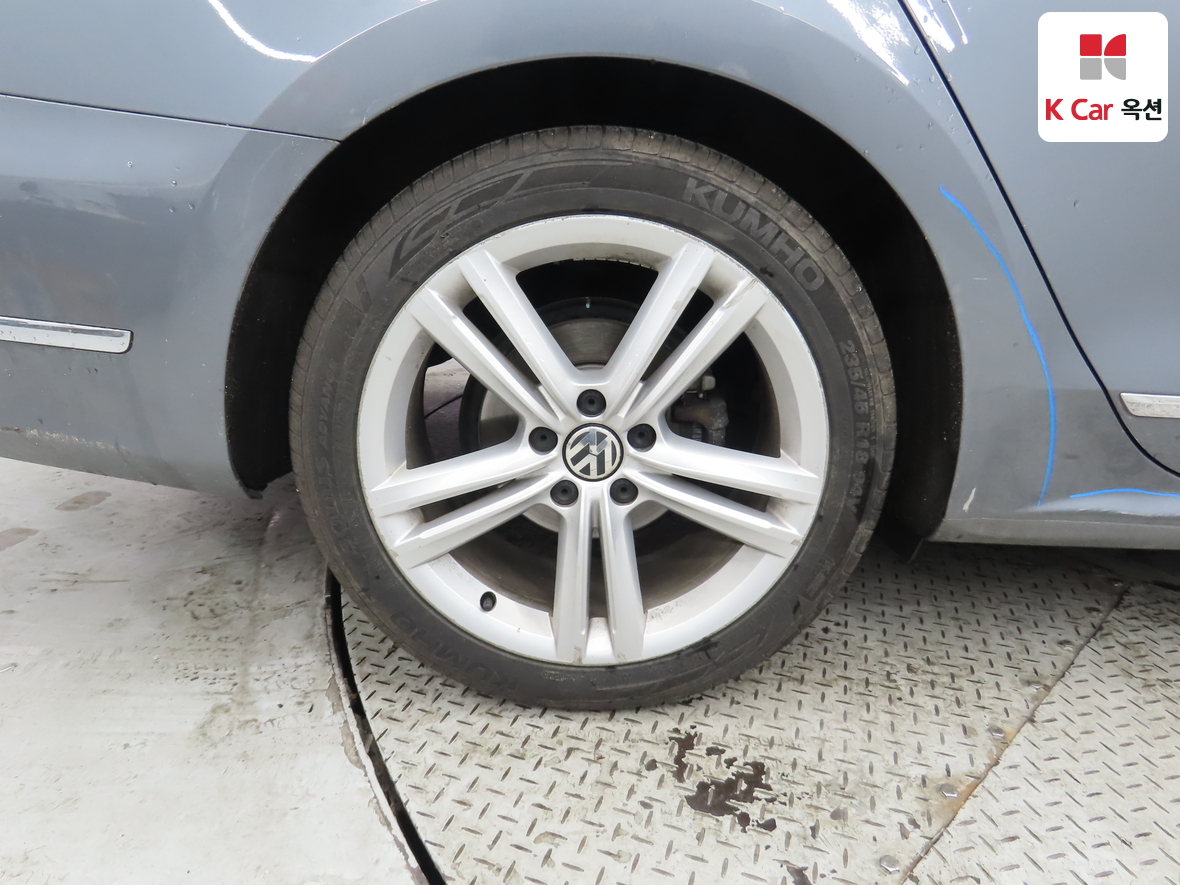 Volkswagen Passat 2013 - Image 47