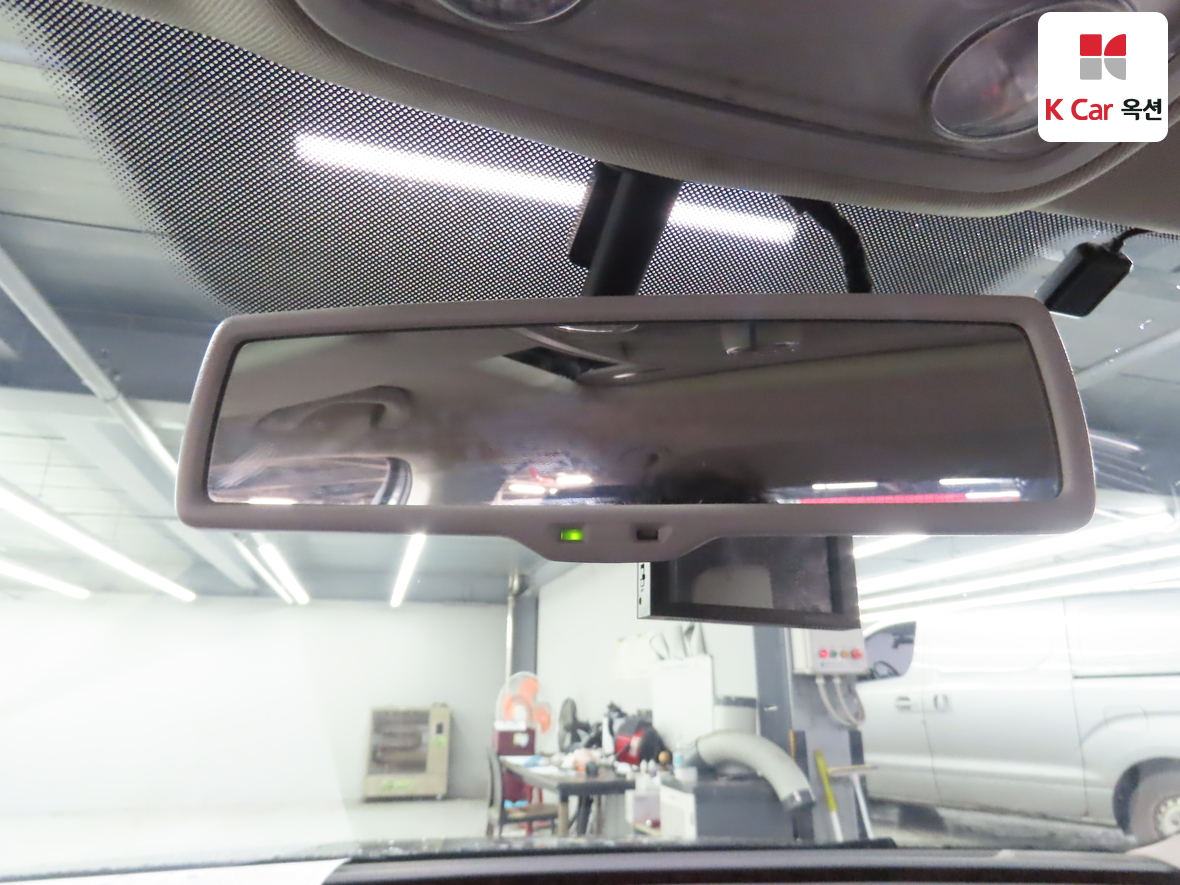 Volkswagen Passat 2013 - Image 13