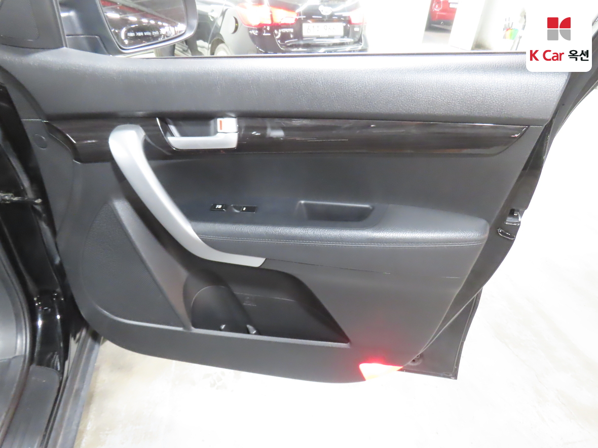 Kia Sorento 2012 - Image 27
