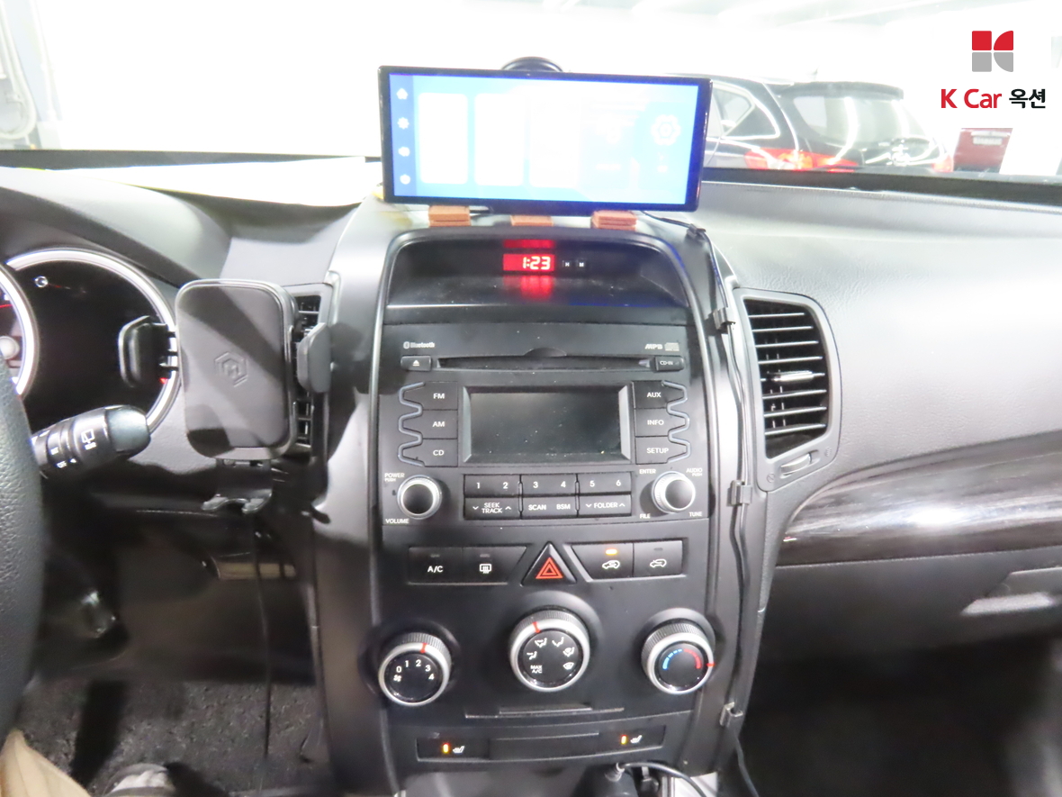 Kia Sorento 2012 - Image 6