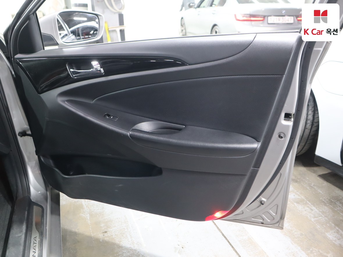 هيونداي سوناتا 2011 - صورة 29