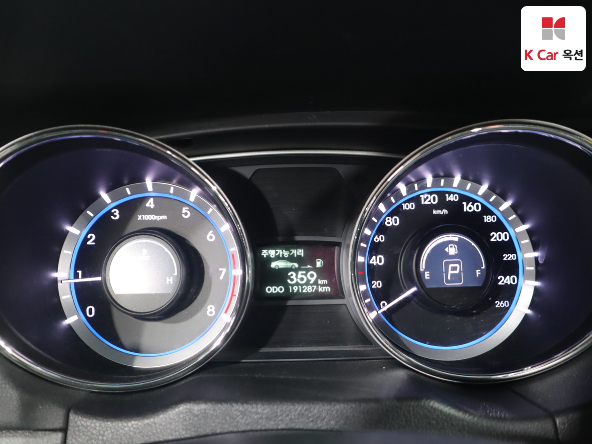 هيونداي سوناتا 2011 - صورة 5