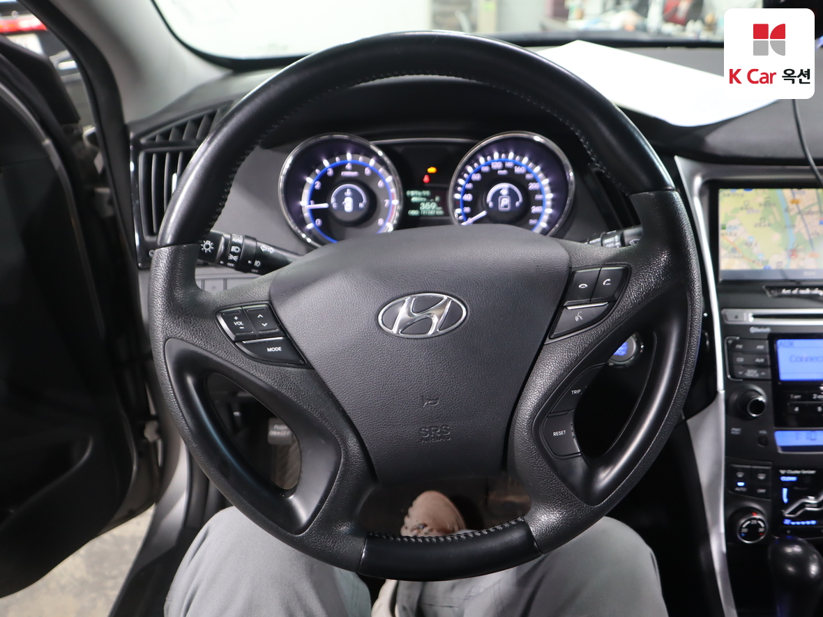 هيونداي سوناتا 2011 - صورة 10