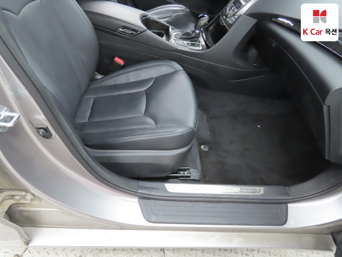 Hyundai AZERA 2014 - Image 30