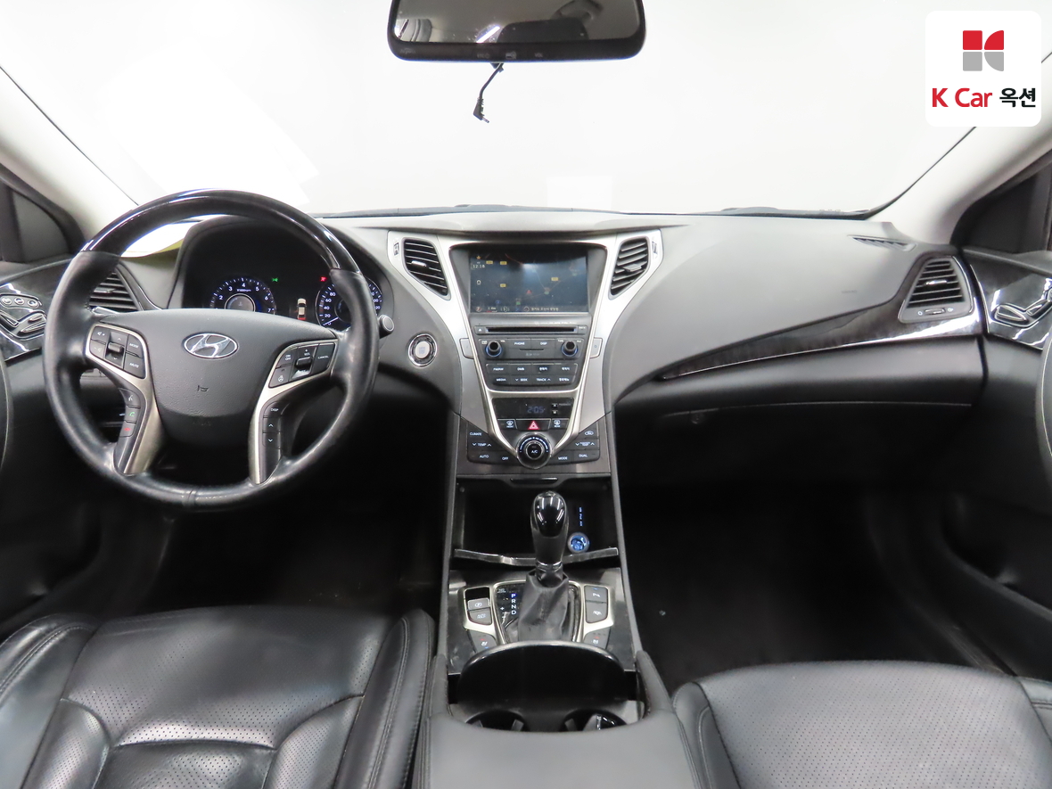 Hyundai AZERA 2014 - Image 3