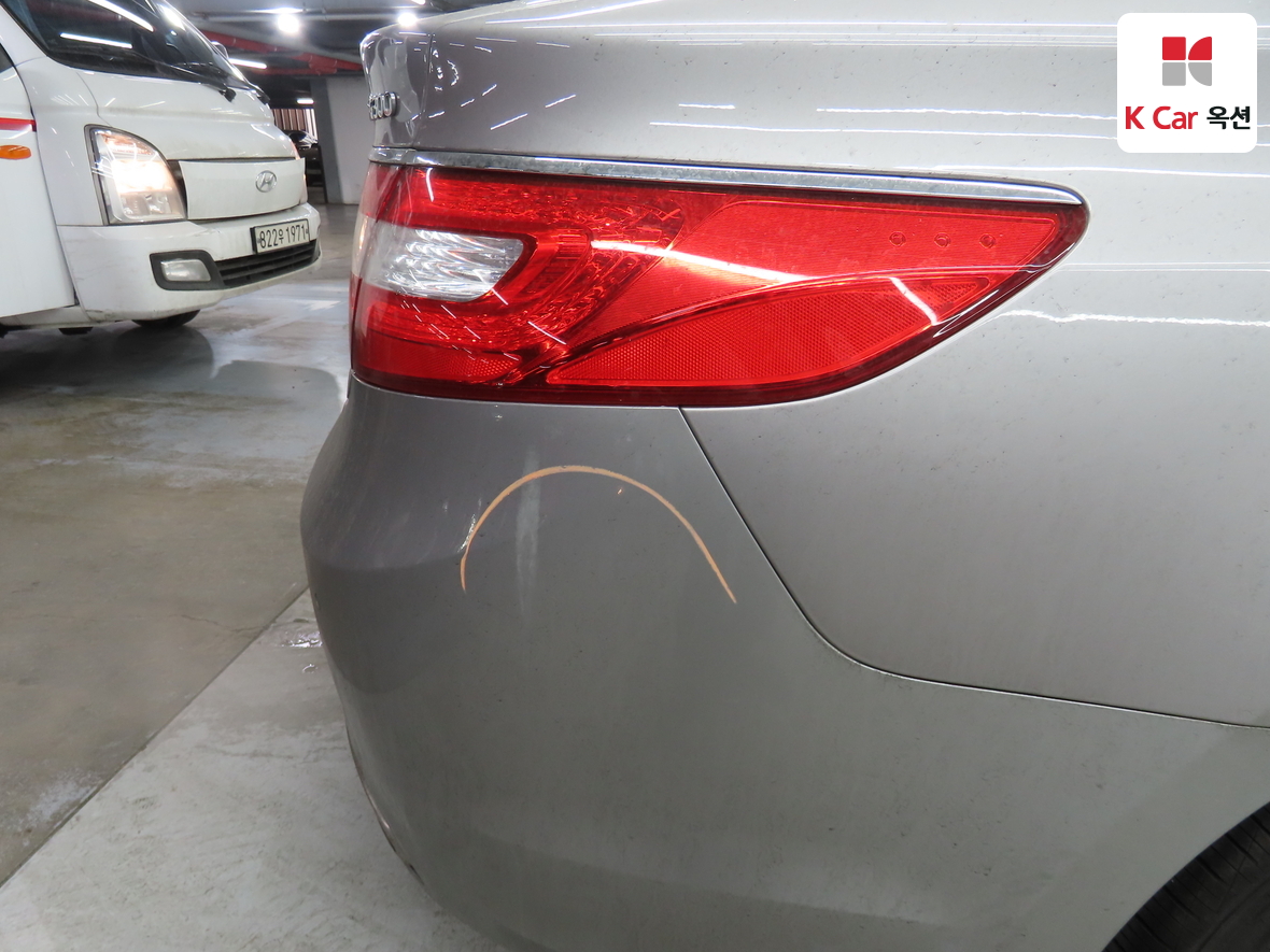 Hyundai AZERA 2014 - Image 38